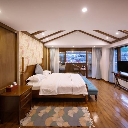 Fenghuang Slowly Time Inn Exterior foto
