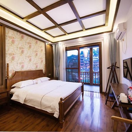 Fenghuang Slowly Time Inn Exterior foto