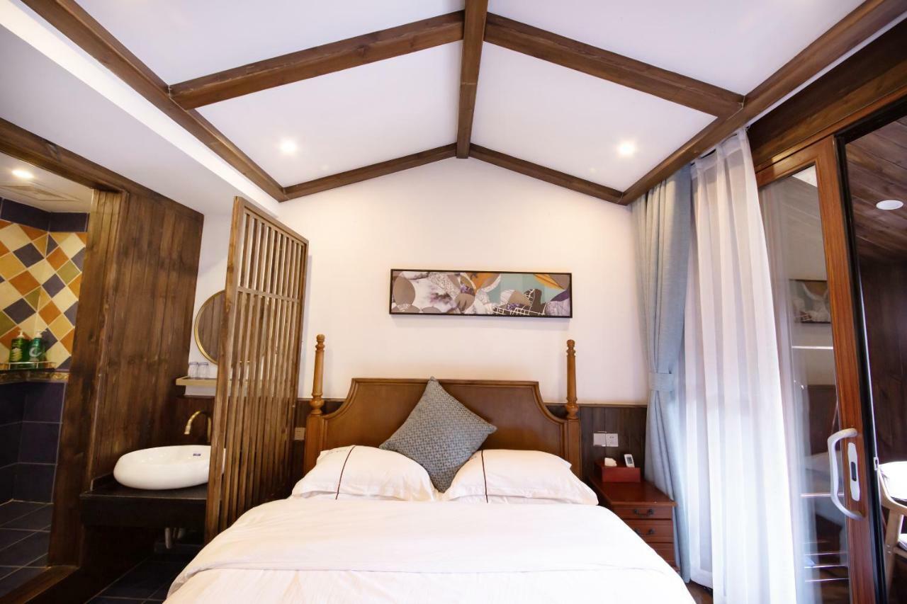 Fenghuang Slowly Time Inn Exterior foto